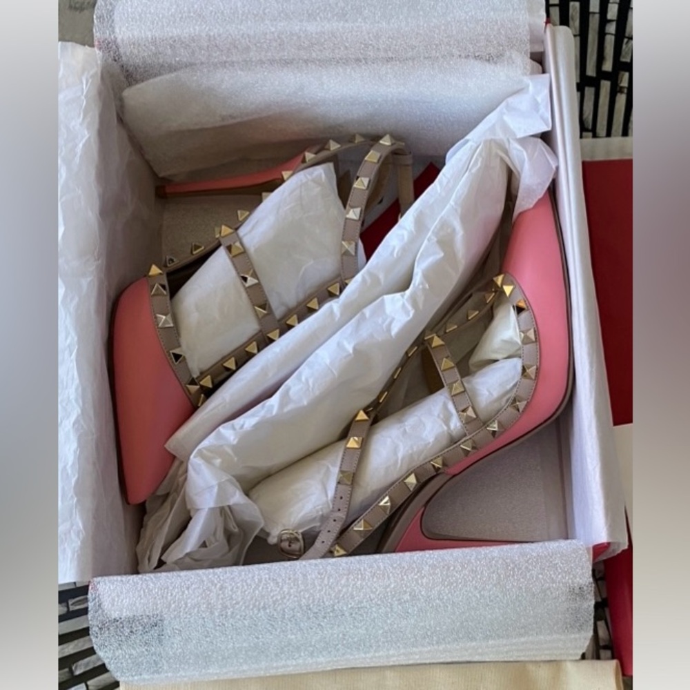 Valentino Rockstud shoes size 9